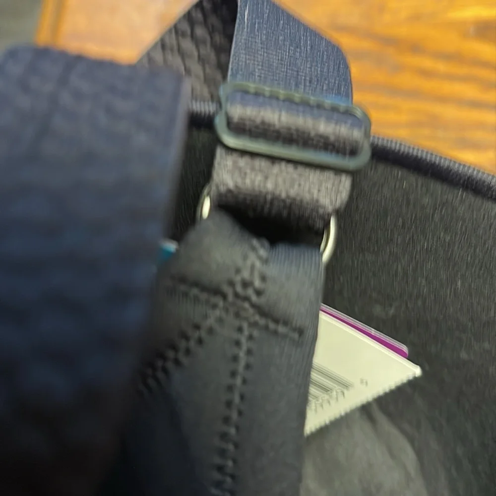 Vanity Fair Elegant Black Women's Bra sz 42D - Picture 3 of 8